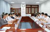 Welcoming the Envoy of the Embassy of Japan
